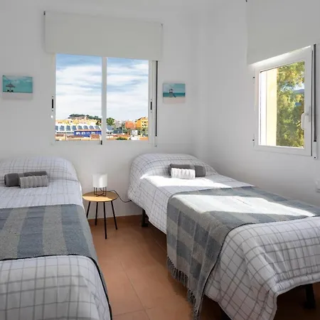 Estrella Blanca V, 2 Dormitorios, By Bookindenia شقة