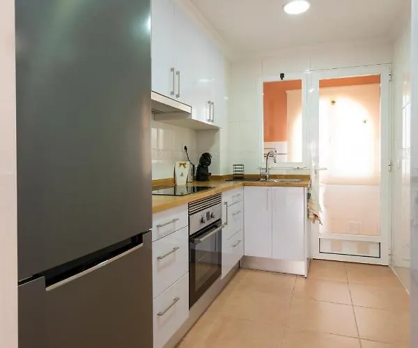 Estrella Blanca V, 2 Dormitorios, By Bookindenia *